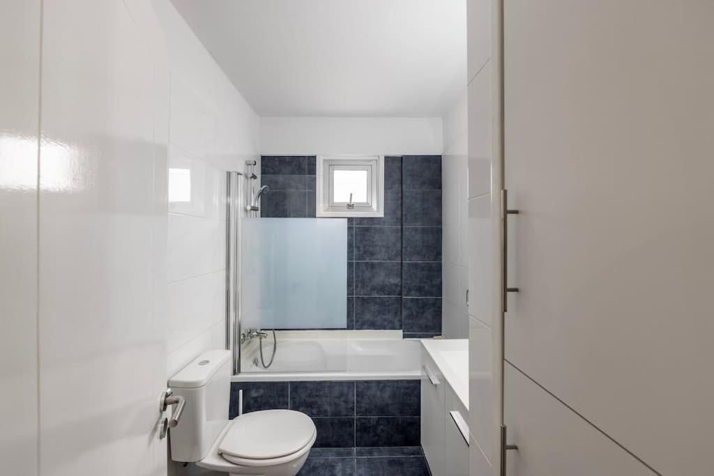 Luxurious Bright & Stylish 2Br With Office In Nicosia Lejlighed Eksteriør billede