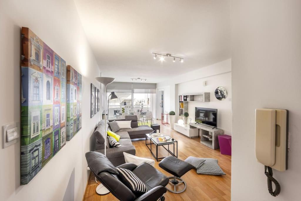 Luxurious Bright & Stylish 2Br With Office In Nicosia Lejlighed Eksteriør billede